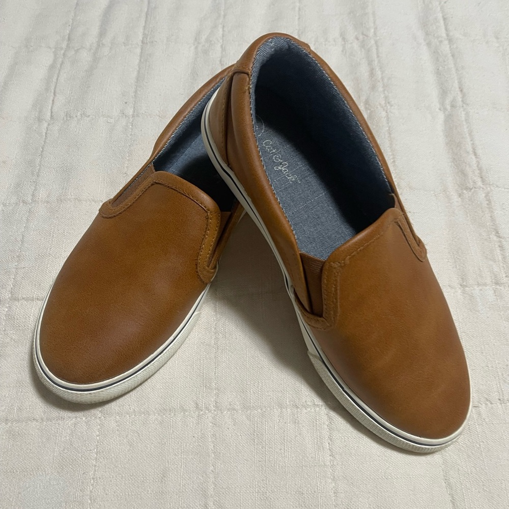 Cat & Jack brown shoe size 3